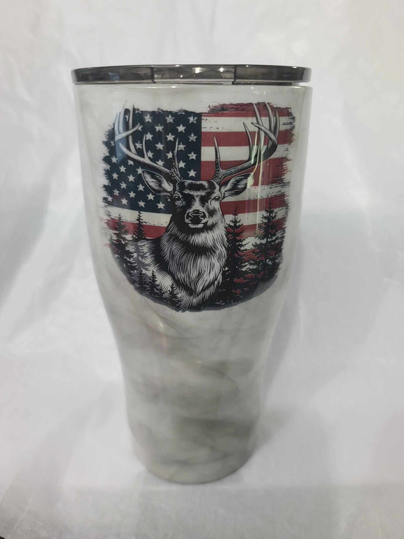 30 oz Modern Curve American Flag Buck on smoke effect